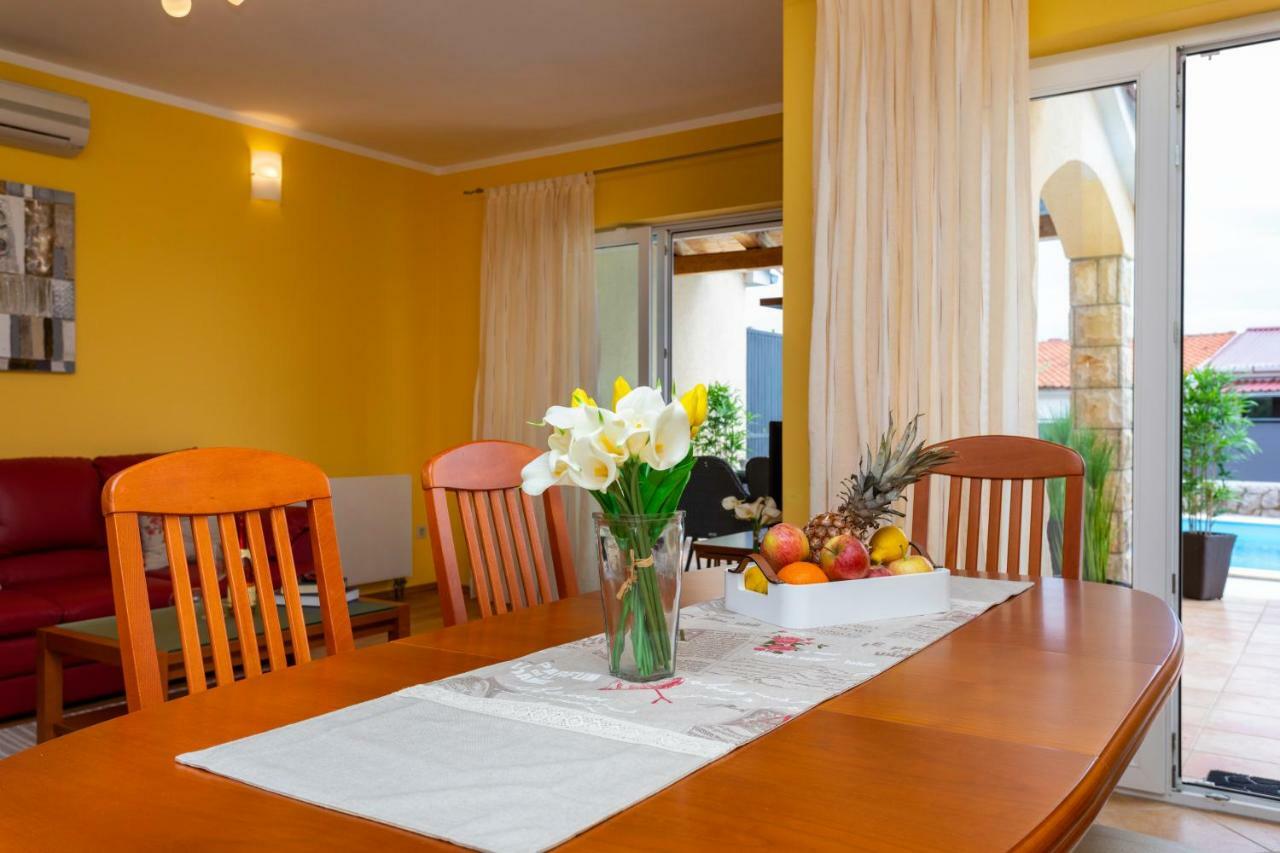 Villa Pianka Krk Town Luaran gambar